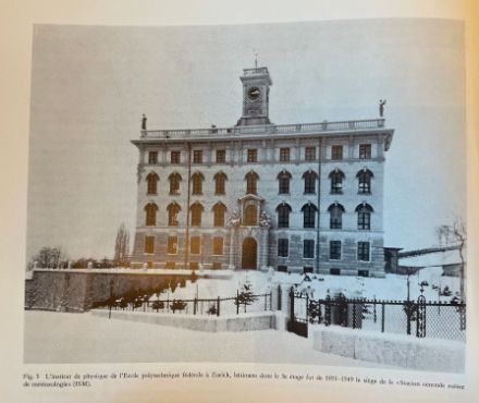 An old photograph of the Institute of Physics. 