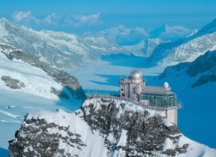 The picture shows the Jungfraujoch research station.