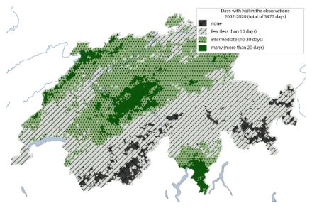 The image shows a map of Switzerland with the number of days with hail. In Southern Switzerland, in the Napf regions and along the Jura, there are more than 20 days, while in the Swiss Plateau there are commonly 10 to 20 days, and in the Alpine regions as well as in the West south of the Jura, there are less than 10 days. In some inner-alpine mountainous regions no hail signal has been recorded.