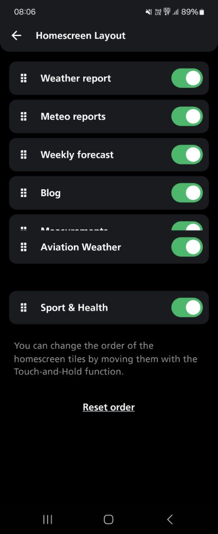 How do I remove topics on the home screen or change their order?