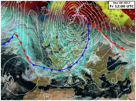  	Satellite image and isobar map showing an extended area of low pressure over Europe and a northwesterly flow over the Alps.