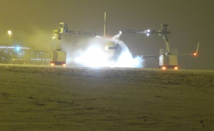 De-icing at Zurich Airport. 
