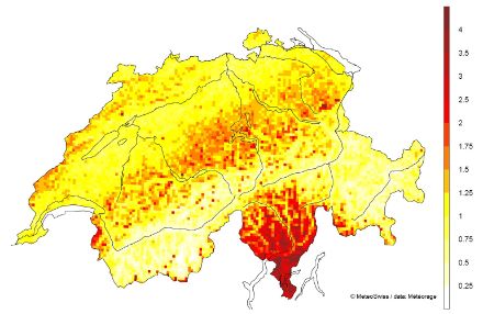 Colour-coded map of Switzerland showing the number of lightning strikes per square kilometre recorded annually during the period from 2000 to 2020.