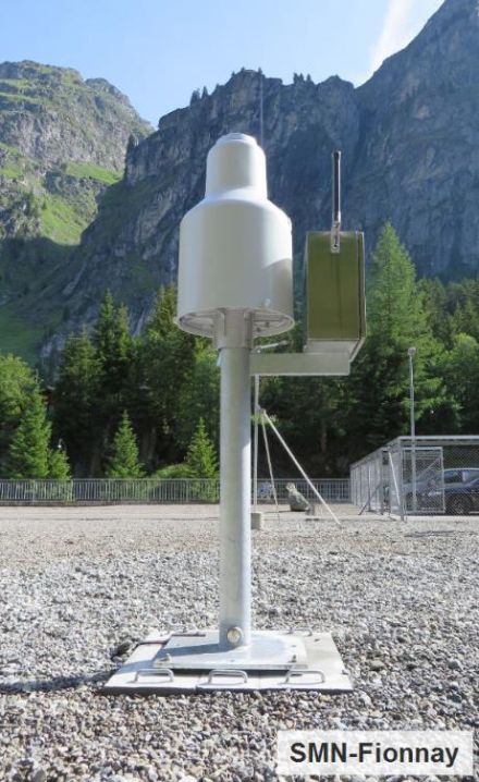 Automatic precipitation measurement in Fionnay in Valais.